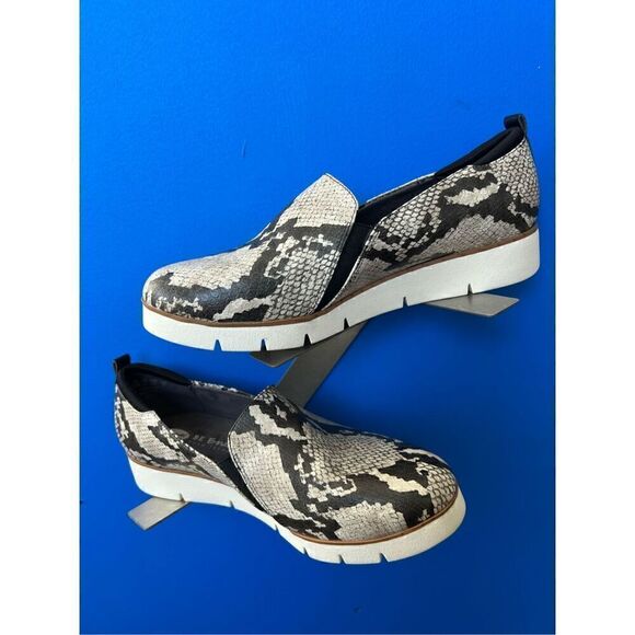 DR. SCHOLLS Snakeskin Print Be Free Energy Women’s Slip On Shoes Size 10 - Picture 4 of 7